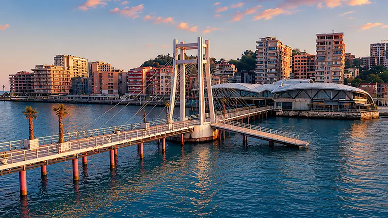 Durrës historické centrum a promenáda